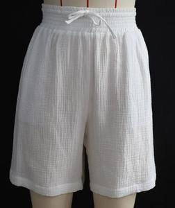 Shorts de sport d'été de luxe pour femmes Shorts de sport personnalisés pour la course à pied Yoga respirant coupe décontractée motif décoration en gros - Product Image 1