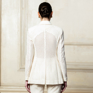 Precio al por mayor Blazer Mujer CLEF NOTCHED BLAZER Con Solapa 90% Algodón, 10% Poliéster Logotipo Personalizado Moda Ropa de Mujer - Product Image 5