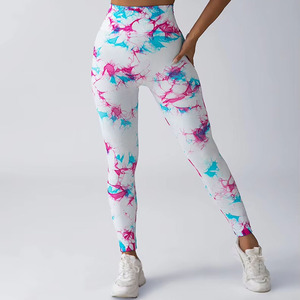Mallas de yoga clásicas transpirables de cintura alta para mujer pantalones de gimnasio impresos con logotipo personalizado con bolsillo - Product Image 2