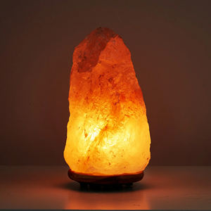 Lampe de sel rose naturel de pleine lune de l'Himalaya de meilleure qualité en gros Base en bois faite à la main au toucher réel taille personnalisée pour les vacances - Product Image 2