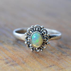 Anillo de Plata de Ley 925 con Ópalo, Estilo Boho, Joyería para Mujer, Anillo Hecho a Mano de Moda, Regalo para Mamá - Product Image 4
