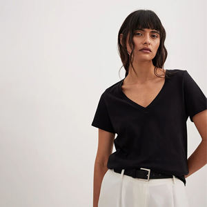 T-shirt femme noir col en V courte longueur 100% coton décontracté coupe décontractée haut Streetwear mode blanc Logo personnalisé t-shirt uni - Product Image 1