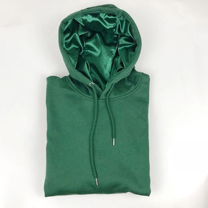 Sudadera con Capucha de Invierno 100% Algodón Personalizada con Forro de Satén y Interior de Seda - Product Image 3