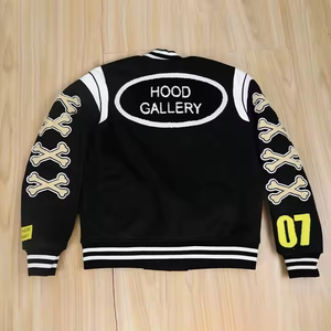 Vestes décontractées unisexes de style universitaire Latterman personnalisées avec patch et logo - Product Image 4