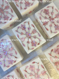 Boîte à bijoux moderne en nacre rectangulaire 4X3 avec nacre rouge disponible au prix de gros exportateur indien - Product Image 6