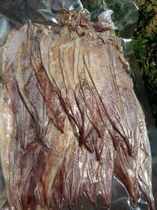 BEST SELLING dried squid for grilling roasting snack use and bulk food distribution to retail markets Vietnam - Product Image 4