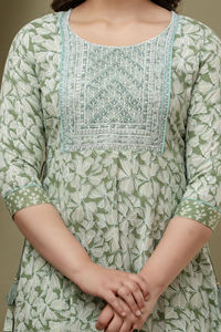 Ensemble Kurti long de qualité supérieure, broderie de sequins, travail de dori latéral, tissage à la main, fabricant indien - Product Image 5