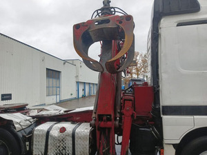 รถบรรทุกเมอร์เซเดส-แอคทรอส ปี 2002 รุ่น 2646 6x4 เครื่องยนต์ซิโนทรัค 10 สูบ 371 แรงม้า รับน้ำหนัก 21-30 ตัน ระบบพวงมาลัยเพาเวอร์ไฟฟ้า 3 แป้นเหยียบ พร้อมเครนยกซุง - Product Image 4