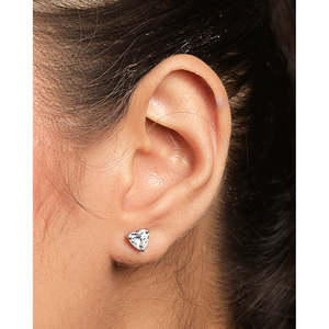 Achetez des boucles d'oreilles en argent sterling 925 de qualité supérieure pour femmes et filles, serties de diamants, en or rose, tendance, en forme de fleur et de cœur, pour les fiançailles - Product Image 4