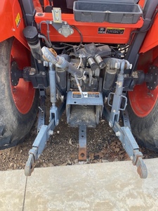 Tracteur de jardin à transmission par engrenages 4x4 de 40 CV M6060 2019 - Product Image 3