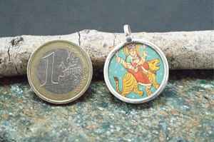 Lakshmi Lord Pendentif indien en argent avec cadre en verre Pendentif bohème artisanal en argent 925 - Product Image 6