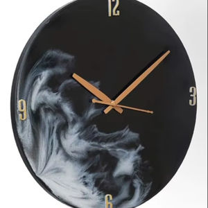 Horloge de maison de luxe, faite à la main en résine, thème océan, moderne, étanche, surdimensionnée, veilleuse, décoration de mariage, décoration de salle à manger - Product Image 1