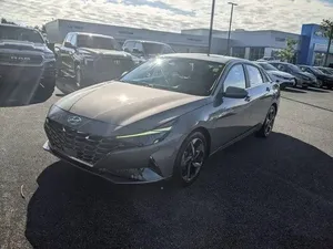 2023 Hyunda ELANTRA Limited - Product Image 3