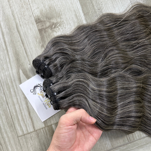Extensiones de Cabello Humano Vietnamita de la Marca Sun Hair Company, Cabello Virgen con Cutícula Completa, Ondulado Natural, Color Gris Sal y Pimienta - Product Image 5