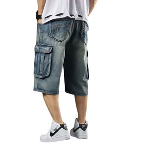 Short en jean personnalisé pour hommes, streetwear d'été décontracté avec look délavé et coupe confortable - Product Image 3