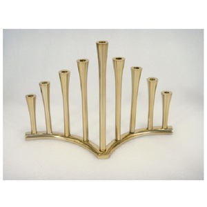 Menorah classique en aluminium Hanuka, support de table pour bougies, 9 branches, porte-bougie plaqué nickel mat - Product Image 4