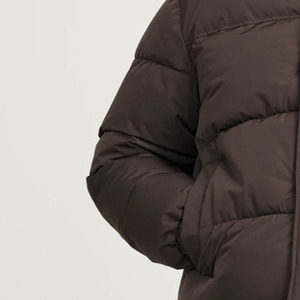 Chaquetas acolchadas de alta calidad superventas para hombres y mujeres, fáciles de usar, disponibles en todos los tamaños, colores, decoración bordada, MOQ bajo - Product Image 3