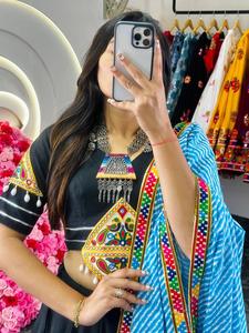 Lanzamiento de nuevo diseñador Festival Wear Cotton Chine Stich Work And Real Mirror Work Canvas Patta Lehenga And Choli With Dupatta - Product Image 4