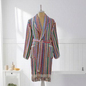 Albornoz Unisex de Lujo con Pompones, Tejido a Mano, de Algodón Turco, para Resort, Uso Todo el Año, Ropa de Dormir y de Estar por Casa, Verano, Suministrado por ODM, Turquía - Product Image 6