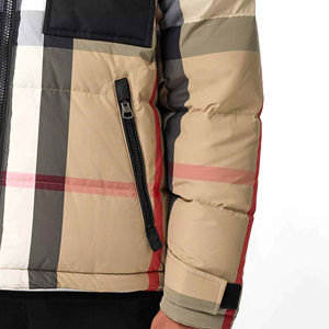 Chaqueta acolchada con capucha para hombre con tela de lona resistente al viento e impermeable diseñada para ropa de calle de invierno estilo informal - Product Image 4