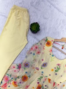 Kurti Anarkali en soie pour femme, léger, nouveau, motif unique, couture élégante, couleur magnifique, imprimé floral, design de créateur, pour les fêtes - Product Image 6