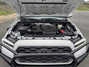 Toyota Tacoma TRD Off-Road Doble Cabina 4x4 2023 SUPER LIMPIA LHD/RHD - Product Image 6