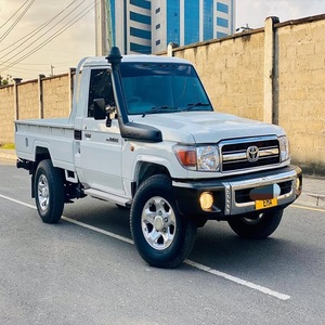 Toyota Land Cruisers pickup 4x4ใช้สำหรับการขับทางขวามือไม่มีอุบัติเหตุประวัติสดและสะอาด - Product Image 3