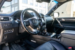 Lexus GX 460 V8 2020 Usado en Buen Estado, con Acabado Power Trim y Tracción en las Cuatro Ruedas - Product Image 5