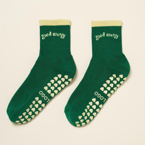 Calcetines de Pilates Personalizados, Calcetines de Algodón Antideslizantes con Logotipo Tejido, Calcetines de Yoga y Pilates con Agarre, Venta al por Mayor de Fábrica en Vietnam - Product Image 2