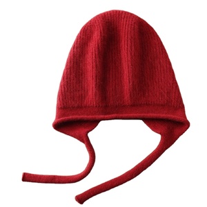 Gorro de Punto Personalizado con Orejeras – Gorro Cálido de Invierno Unisex, Logotipo Personalizado OEM y Suministro al por Mayor con Marca Privada - Product Image 2