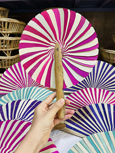 Mini ventiladores de mano con logotipo personalizado: Ventiladores de rafia hechos a mano de Vietnam para diseños únicos al por mayor. - Product Image 3