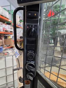 รถตักล้อยางตีนตะขาบ รุ่น TR340B ปี 2024: ประสิทธิภาพสูง ขนาดกะทัดรัด เหมาะสำหรับงานหนัก - Product Image 6