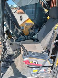 Cargadora de Ruedas VOLVO EC480EL Nueva/Usada, Camión de Trabajo Pesado con Transmisión Automática Diésel - Product Image 5