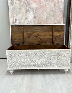 Boîte de rangement moderne en bois de manguier sculpté pour la maison, le bureau et la salle à manger - Product Image 6