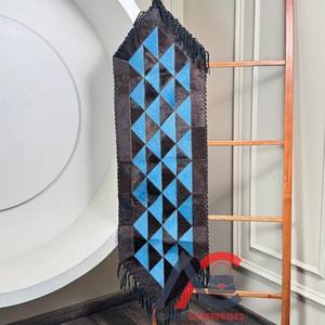 Camino de mesa de piel de vaca de lujo para decoración del hogar con borlas de cuero triángulo geométrico Patchwork rústico Decoración de mesa - Product Image 1