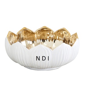 ชามเสิร์ฟอาหารดีไซน์เนอร์ทรงดอกไม้ทำจากโลหะสแตนเลสชามเสิร์ฟอาหารดีไซน์ทันสมัย - Product Image 1