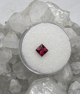 Color rojo suelto facetado cuadrado turmalina rubelita Natural para collar anillos fabricación de joyas corte princesa certificado IGI - Product Image 4