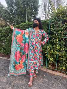 Impexpo Dernière collection de vêtements d'hiver pour femmes prêts à porter en tissu Karandi avec impression numérique Salwar Kameez - Product Image 4