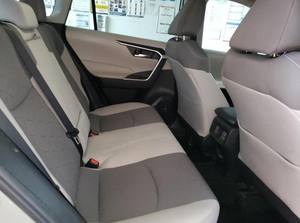 Usado 2022 TOYOTA RAV 4 XLE - Product Image 2