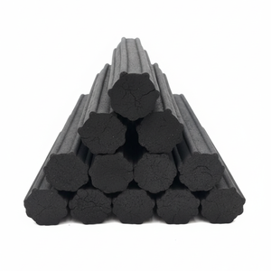 Briquettes de charbon de coco pour barbecue, cuisson, grillades, restaurant et combustible industriel, haute chaleur, faible teneur en cendres, sans fumée, écologiques - Product Image 1