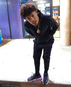 Cómodo en Stock Hombres Sudaderas con capucha Transpirable Nuevo estilo Hombres Sudaderas con capucha Algodón mezclado Personalizado Hombres Sudadera con capucha de gran tamaño Servicio OEM - Product Image 6