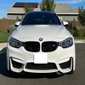 BMW M4 Coupé d'occasion 2018 avec pack compétition (conduite à gauche/droite) - Product Image 1