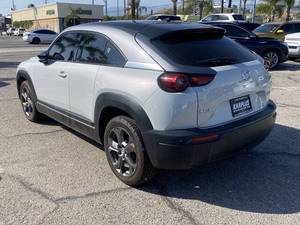 Mazda MX-30 EV Premium Plus 2022, 4 puertas, crossover, autos usados en buen estado en venta - Product Image 6