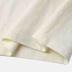 Camiseta de Algodón 100% Gruesa, Lisa, sin Costuras, Cuello Redondo, Estilo Vintage, Ajuste Regular, Camiseta Gruesa Estampada para Hombre - Product Image 3