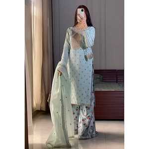 Séquences brodées de 3 pièces de créateur Work Salwar Suit Collection avec faux georgeet lourd aux manches pour les fêtes - Product Image 1