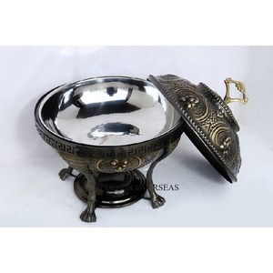 Juego de buffet de plato de frotamiento de diseñador elegante de Metal de alta calidad con acabado antiguo de latón para Catering con Interior plateado - Product Image 1