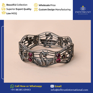 Expertos en venta de brazaletes con tachuelas de piedra rubí y circonita cúbica de plata oxidada para uso de regalo de compromiso de origen indio para mujer - Product Image 2