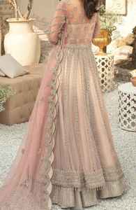 Vestido Maxi de Lujo para Ocasiones Especiales con Hermosas Cuentas y Trabajo de Perlas y Dupatta Bordada - Product Image 2