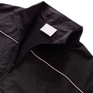 Trajes Deportivos Personalizados con Capucha y Cremallera de Nailon Negro, Ropa Deportiva de Poliéster, Chaqueta Cortavientos, Traje Deportivo para Correr, Precio al por Mayor - Product Image 3