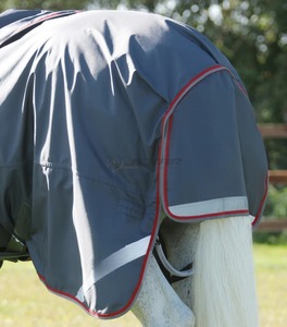 Couverture de cheval équestre haut de gamme imperméable respirante fournisseur de couvertures de cheval personnalisées couverture de sortie durable pour cavaliers - Product Image 6